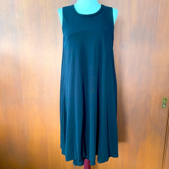 Massimo Dutti Dresses & Skirts - Massimo Dutti black swing dress
